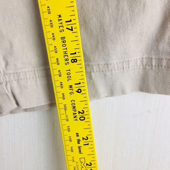 IZOD Women's Chino Khaki Beige Tan Hiking Outdoors Golf Shorts Size 12 Large - Picture 10 of 10